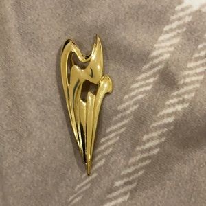 Gold-coloured Brooch